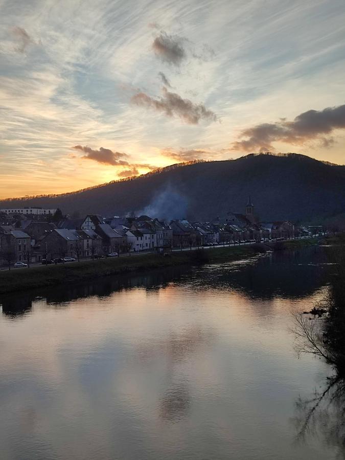 Entre Meuse Et Foret Revin Kültér fotó